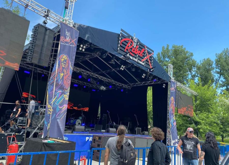 Festival de muzică rock în Parcul "Lunca Argeșului"