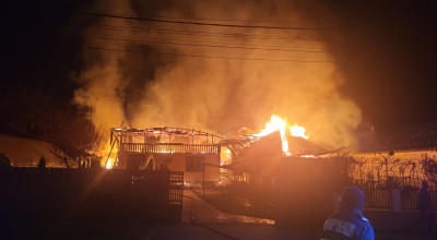 Incendiu într-un apartament din Argeș! Femeie în stare GRAVĂ