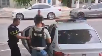Scandal în Argeș! Și-a BĂTUT soacra și soția!