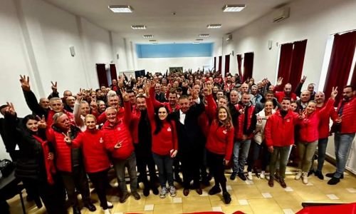 Ministrul Simona Bucura-Oprescu, președintele Ion Mînzînă și echipele PSD, alături de argeșenii din Domnești, Corbi, Coșești, Albota, Vulturești, Miroși, Căldăraru, Râca, Popești, Izvoru, Recea și Buzoești!