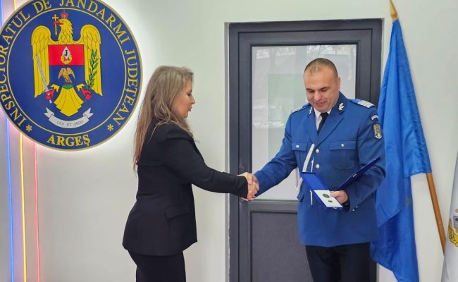 Prefectul Ioana Făcăleață: "La mulți ani, jandarmi argeșeni"