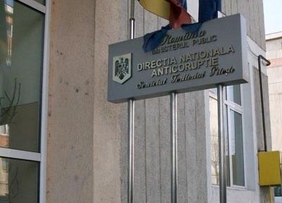 Celebru avocat din Argeș, REȚINUT de DNA
