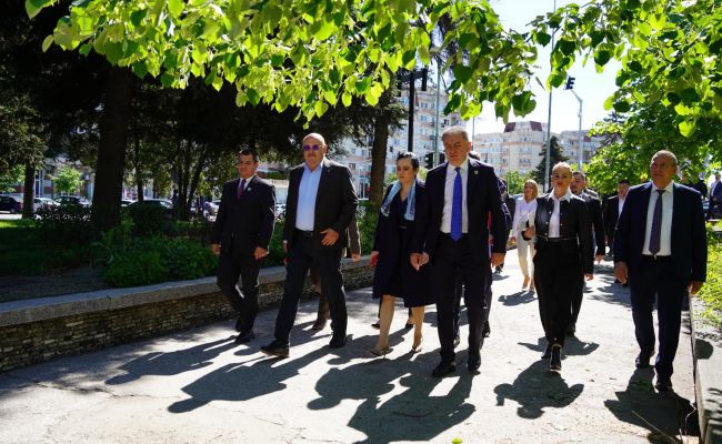 Ion Mînzînă și-a depus candidatura pentru un nou mandat de președinte al Consiliului Județean Argeș: “Argeșul pe primul loc a fost misiunea mea de credință căreia m-am dedicat total împreună cu echipa PSD! Și împreună cu argeșenii am reușit!”