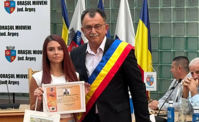 Elevii de elită ai Mioveniului, premiați pentru rezultate excepționale