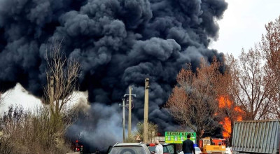 ACUM! Incendiu URIAȘ lângă Pitești