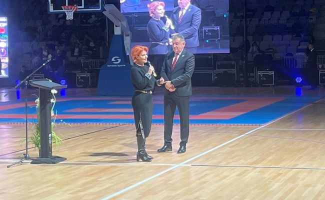 Mihai Covaliu către Gentea: 'Felicitări pentru ce faceţi în Piteşti'