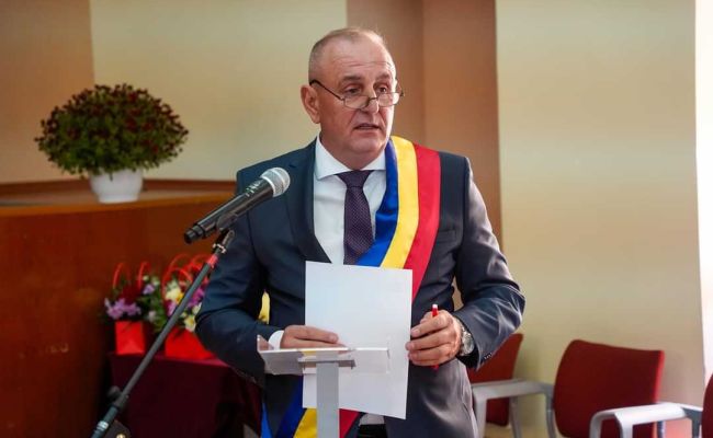 Primarul Nicolae Velcea a depus jurământul pentru un nou mandat!