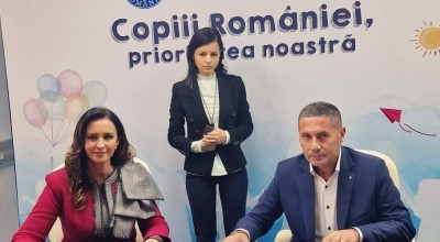 Proiect grandios în comuna Bradu! Primarul Dan Stroe a SEMNAT contractul