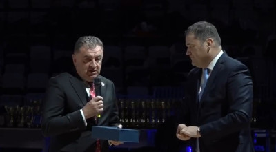 Ministrul Dezvoltării, ministrul Muncii, parlamentari, lideri naţionali la inaugurarea Sălii Polivalente din Piteşti
