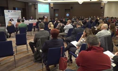 Dezbaterea privind implementarea Strategiei naţionale de dezvoltare durabilă a avut loc la Pitești