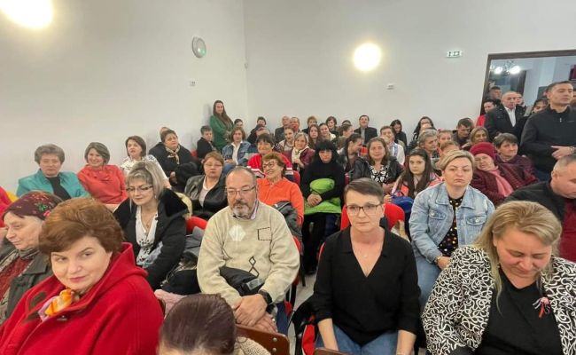 Ion Mînzînă la Stâlpeni: “Sunt convins că România va avea viitorul pe care-l merită!”
