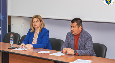 Şedinţă privind constituirea Consiliului Consultativ pe Probleme de Tineret Argeș