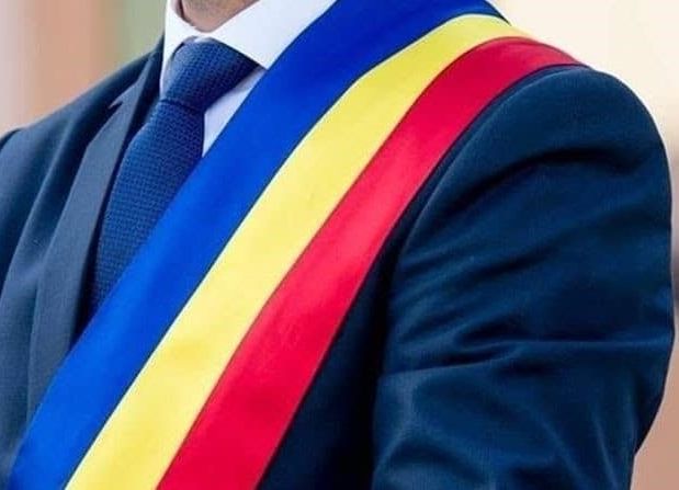 Primar din Argeș CONDAMNAT la 4 ani de închisoare cu executare