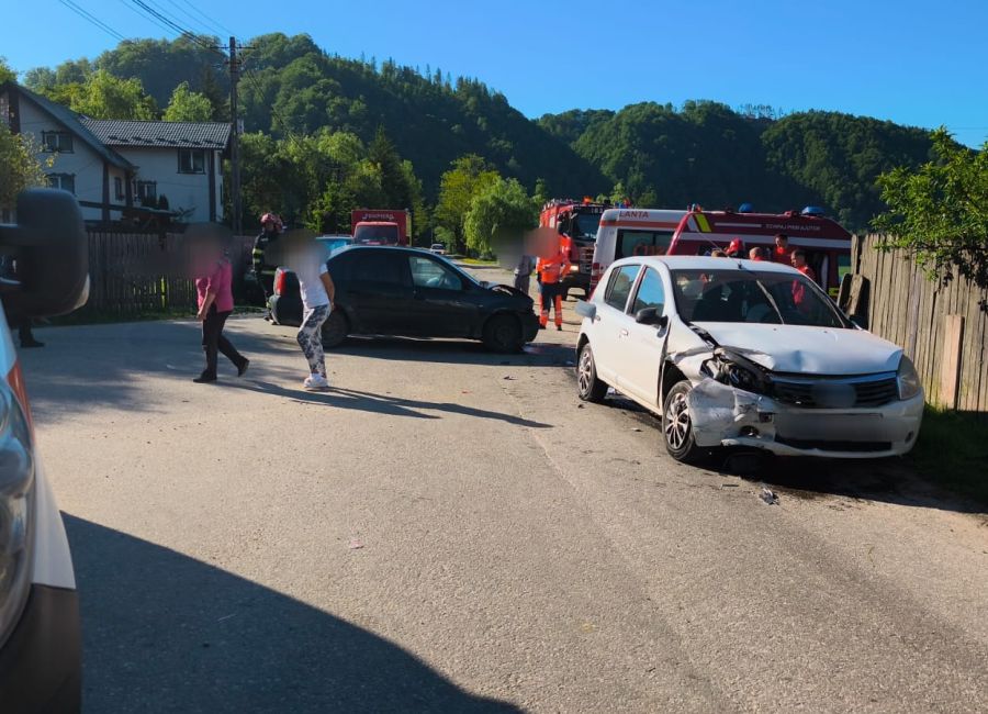 ACUM! Accident cu CINCI VICTIME în Argeș!