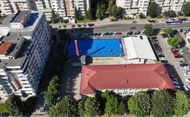O nouă bijuterie a fost inaugurată în incinta unei școli din Pitești
