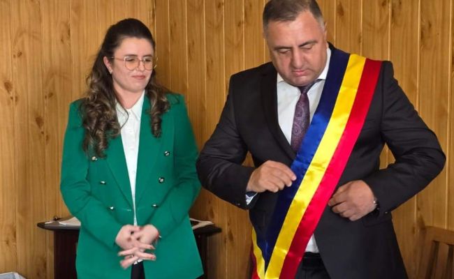 Victor Cătălin Turturică a depus jurământul pentru un nou mandat de primar al comunei Bălilești