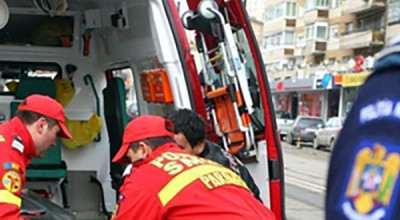 ACUM! Bărbat căzut de la înălțime pe o stradă din Pitești