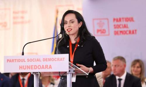 Simona Bucura Oprescu: "Politica este cu oameni și pentru oameni"