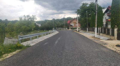 Lucrări de asfaltare pe mai multe drumuri din Argeș