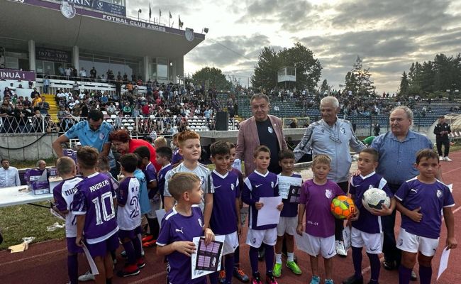 MOMENTE EMOȚIONANTE astăzi pe Stadionul Nicolae Dobrin! A început demolarea...