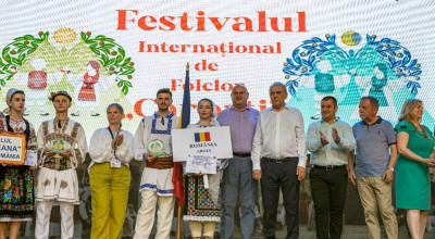 Trofeul Carpați oferit ansamblurilor la Mioveni