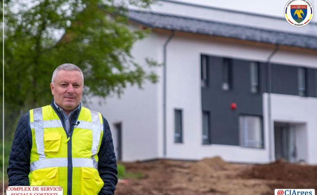 La Costeşti se construieşte cel mai modern complex de servicii sociale pentru copiii cu dizabilităţi