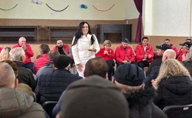 Ministrul Simona Bucura-Oprescu și echipa PSD Argeș, în mijlocul gospodarilor de pe Valea Vâlsanului!