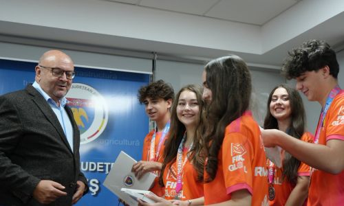 Elevii Colegiului Național „Ion C. Brătianu” din Pitești au obținut o distincție de top la FIRST Global Challenge 2026
