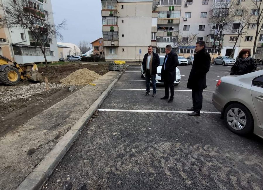 Loc de joacă modern în cartierul Prundu
