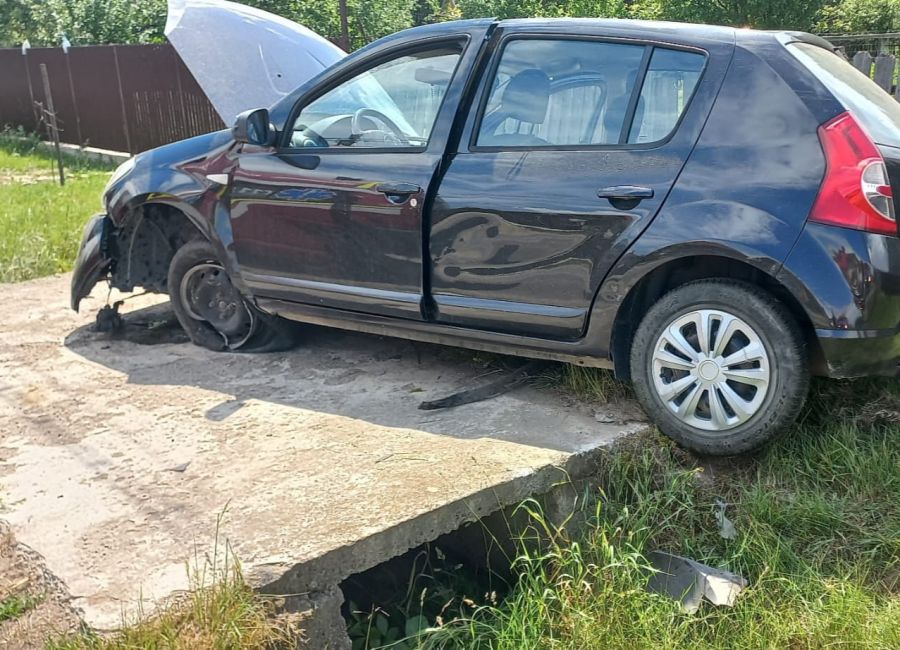 Accident provocat de un şofer în vârstă de 80 de ani!