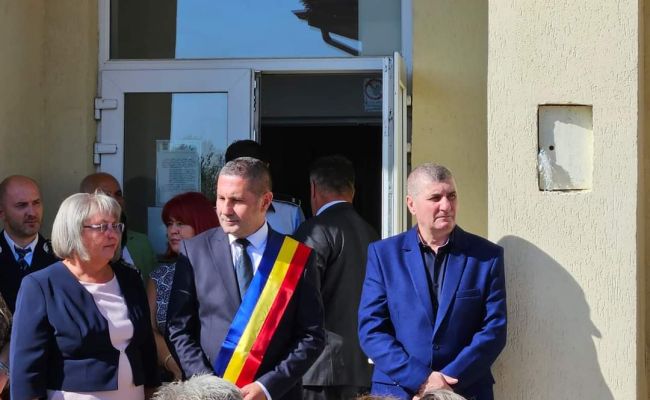Condiții moderne pentru elevii din comuna Bradu la începerea noului an școlar