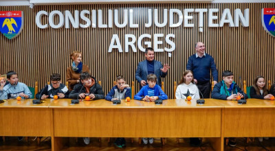 Au sosit primii colindători la Consiliul Județean Argeș!