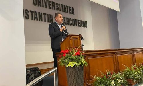La Pitești, concurs național de chimie! Mesajul primarului Gentea