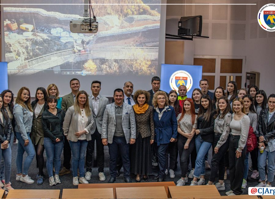 Ziua Naţională a Tineretului la CJ Argeş