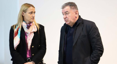 Camelia Potec, vizită la Bazinul Olimpic Piteşti!