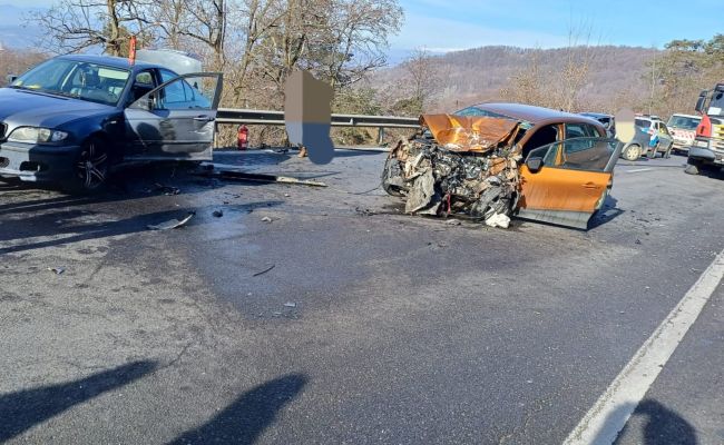ACUM! Accident TERIBIL în Argeș! Bărbat în stare GRAVĂ