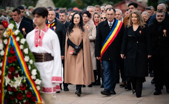 Momente emoționante la Mioveni cu prilejul Zilei Naționale!
