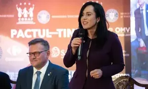 Simona Bucura Oprescu: 'Pact pentru tineri'