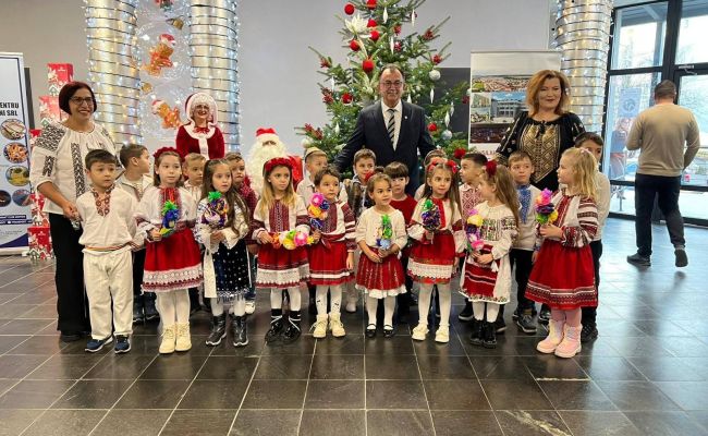Colinde la Primăria Mioveni!