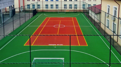 Teren modern de sport în comuna Bradu