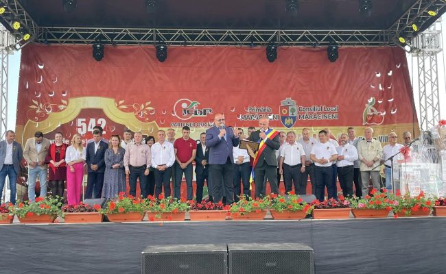 Sărbătoare la Mărăcineni