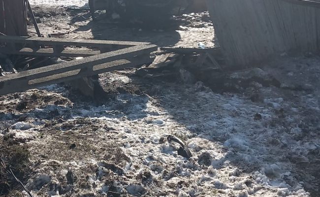Accident în Argeș! S-a RĂSTURNAT cu mașina în curtea unei gospodării