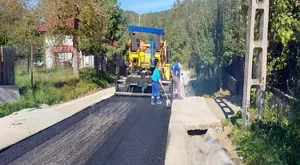 Lucrări pe mai multe drumuri din comuna Corbi!