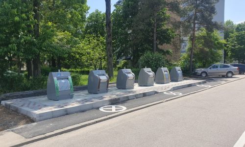Containerele îngropate din cartierul Trivale sunt deschise spre utilizare