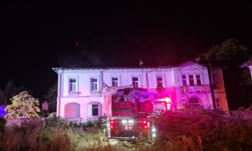 Azi-noapte, INCENDIU puternic în Pitești