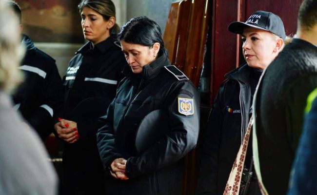 Primarul Cristian Gentea, la înmormântarea polițistului local din Pitești