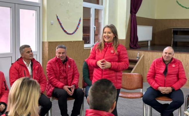 Ministrul Simona Bucura-Oprescu și echipa PSD Argeș, în mijlocul gospodarilor de pe Valea Vâlsanului!