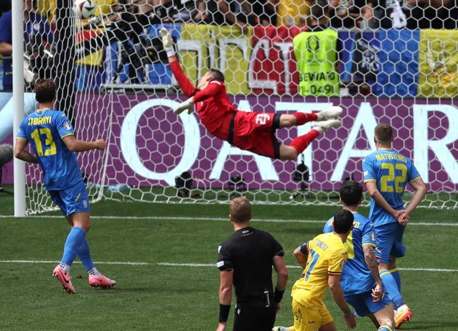România, debut fulminant la EURO! Victorie URIAȘĂ