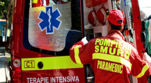 ACUM! Accident cu două maşini în Argeş!