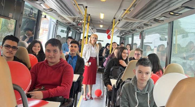 Caravana Educaţiei a ajuns în comuna Aninoasa